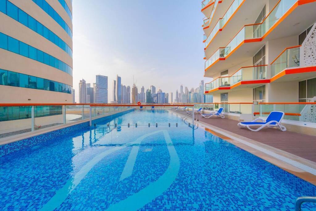 Millennium Binghatti, Business Bay - Mint Stay Dubai Exterior foto